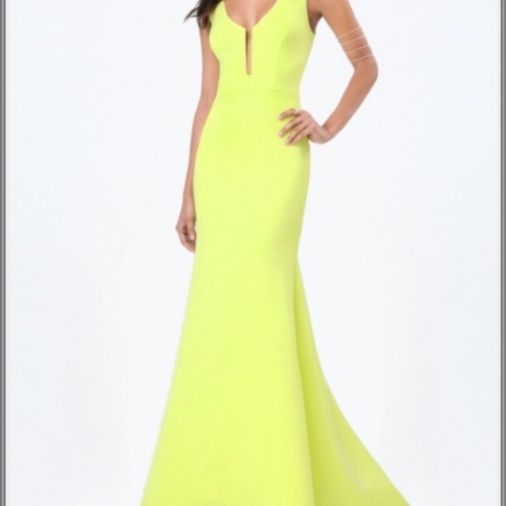 BEBE DEEP V MERMAID GOWN